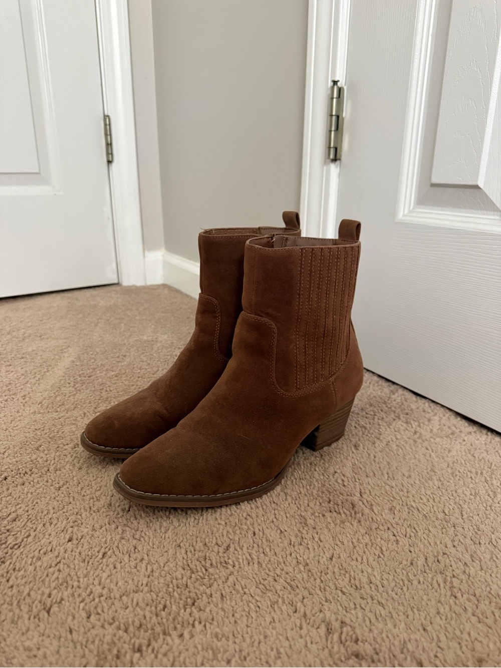 Women's Suede Ankle Booties in Rich Brown